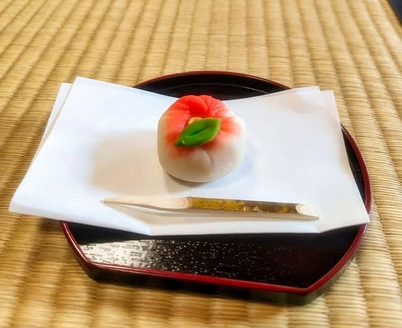 Kyoto: Tea Ceremony in a Traditional Tea House in Kiyomizu - Ogawa Jihei VII Garden: The Setting That Makes Tea Make Sense