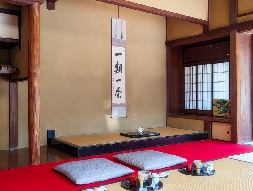 Kyoto: Tea Ceremony in a Traditional Tea House in Kiyomizu - The Tea Master Demonstration: Watch the Ritual, Then Copy the Rhythm