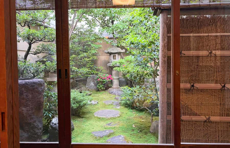 Kyoto: Tea Ceremony, in traditional Japan house (ENG/ES/NLD) - Seiza Seating, Socks, and Comfort Tips That Save Your Trip