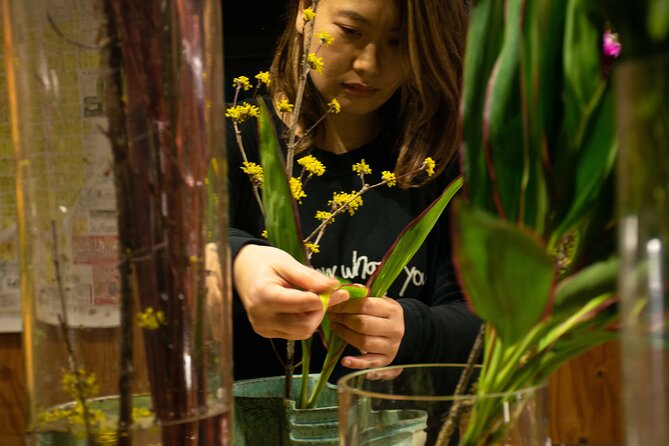 Kyoto Tea ceremony with Japanese Flower Arrangement Ikebana - Guidance that works for beginners
