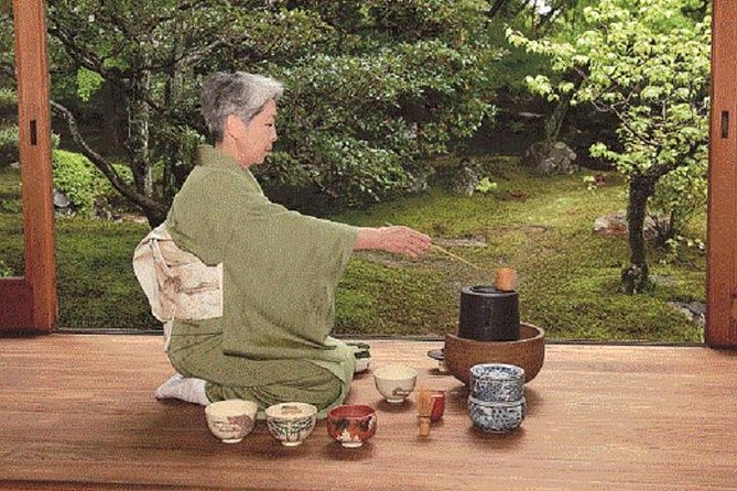 KYOTO Tea Ceremony with kimono near by Imamiya Jinjya Shrine - Getting dressed at Caren, then going full kimono mode
