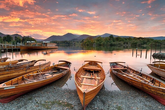 Lake District - Rail Tour from London with Cream Tea and Cruise - Winter route: Yewdale Valley, Wordsworth’s home, and Bowness time