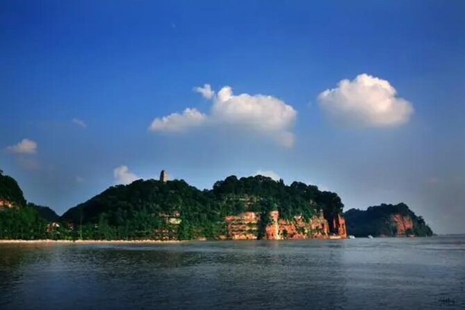 Leshan Buddha + Panda Base or Old Tea House Private Day Tour - Morning option: Pengzhen tea house for Sichuan culture