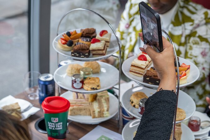 London: Afternoon Tea Bus Tour with Prosecco & London Eye Option - Seating and Sound: How to Avoid the Common Annoyances