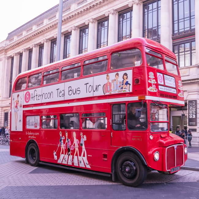 London: Afternoon Tea Sightseeing Bus Tour - Getting On at Victoria Coach Station (And Avoiding the Usual Confusion)