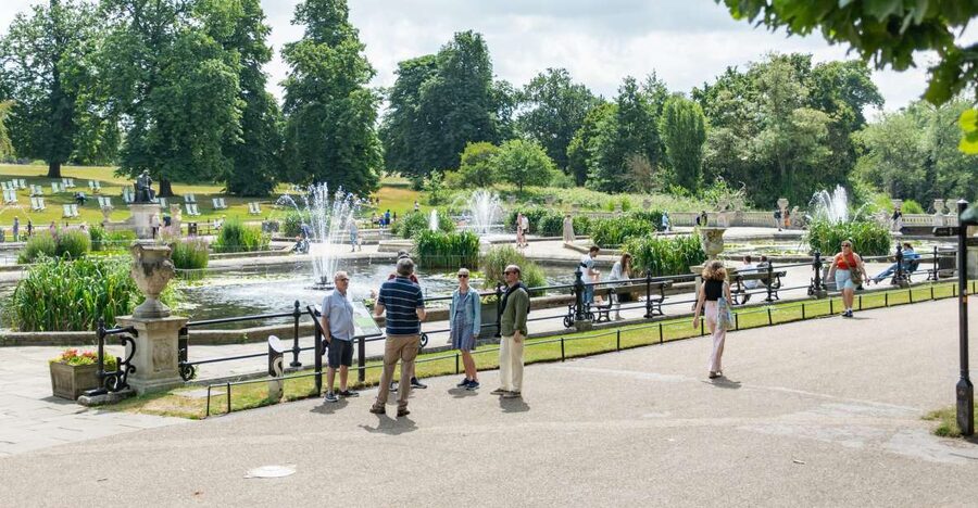 London: Kensington Palace Afternoon Tea & Guided Walk - Price and value: what $151 is buying you