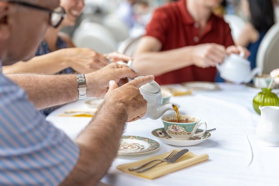 London: Kensington Palace Afternoon Tea & Guided Walk - Best for: royal-history fans, tea lovers, and first-time park visitors