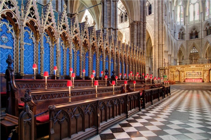 London: Royal Tour with Westminster Abbey & Afternoon Tea - Buckingham Palace and the Changing of the Guard: how you’ll actually see it