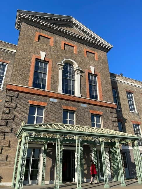 London: VIP Kensington Palace Gardens Tour & Royal High Tea - Price and Value at About $155: When It Feels Worth It