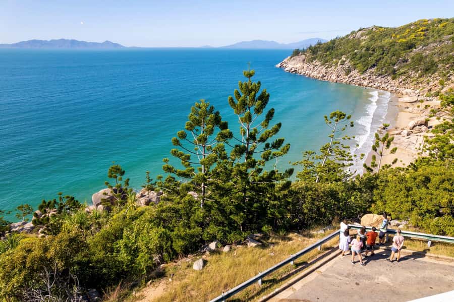 Magnetic Island: Guided Bus Tour with Morning Tea - Rocky Bay Lookout and the Cockle Bay stop: viewpoints first, then stories