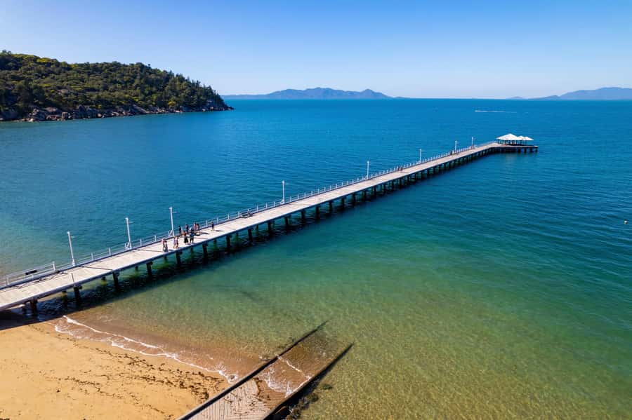 Magnetic Island: Guided Bus Tour with Morning Tea - Pickup only on the island, then an air-conditioned mini-bus day