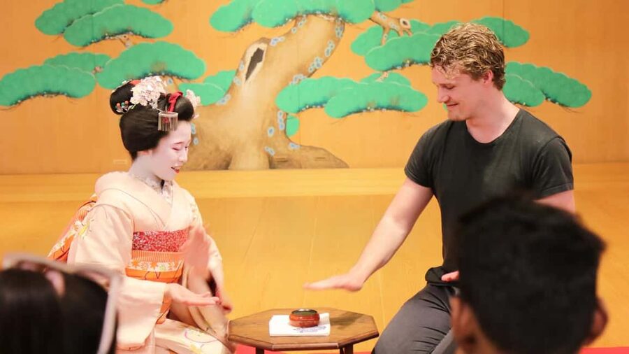 Maiko Dance and Tea Ceremony on a Noh Stage in Kyoto - Matcha tea ceremony and seasonal sweets: what you’re really paying for