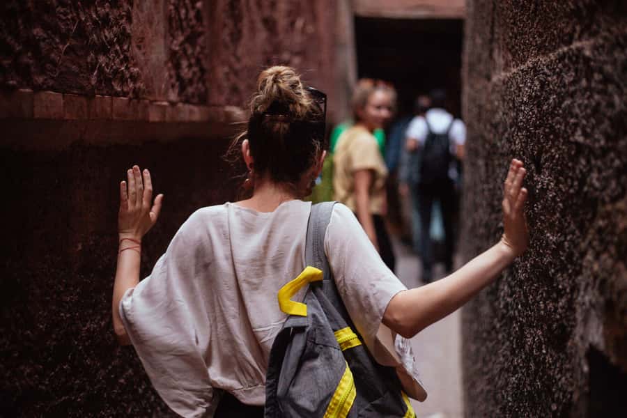 Marrakech: Live Like a Local Private Tour with Tea and Snack - Price and time: is $49 worth it for 150 minutes?
