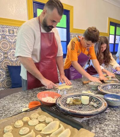 Marrakech: Moroccan Pastries and Tea Class with a Local - The 150-minute flow: what happens while you bake and taste