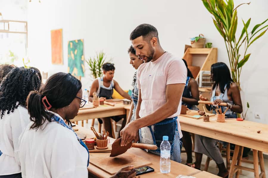 Marrakech: Pottery Workshop with Moroccan Tea - Atelier Lamsaty Class Flow: How the 2 Hours Typically Feel
