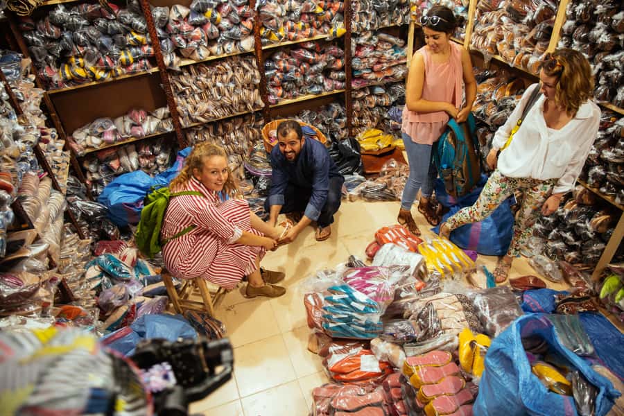 Marrakech: Private Souks Tour with Tea and Traditional Snack - Moroccan Tea and Msemmen: A Real Reset, Not a Tiny Bonus