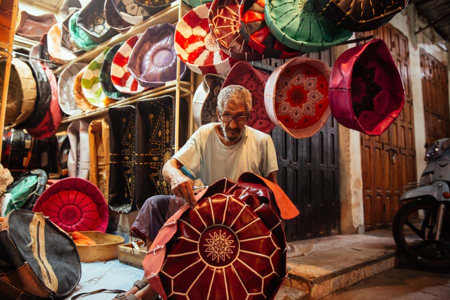 Marrakech: Private Souks Tour with Tea and Traditional Snack - Jemaa el-Fnaa Street Life: Performers, Music, and Market Clues