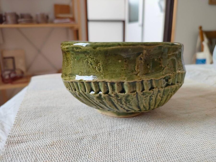 Matcha Tea Bowl Experience in Osaka - Color choice and the drink-and-sweets finish