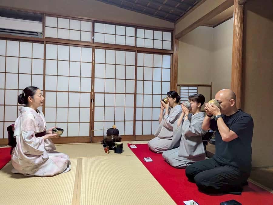【NEW】Shibuya Tea Ceremony Tokyo-Chaan - Watching otemae: what the demonstration teaches you