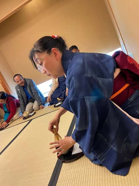 Osaka; Japanese Tea ceremony experience, Macha and Sencha - Stepping Into a Tatami Tea Room in Osaka