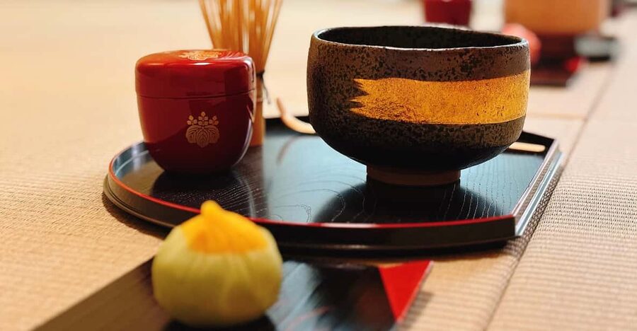 Osaka: Private Tea Ceremony Experience - Namba location: why meeting near Shinsaibashi feels smart