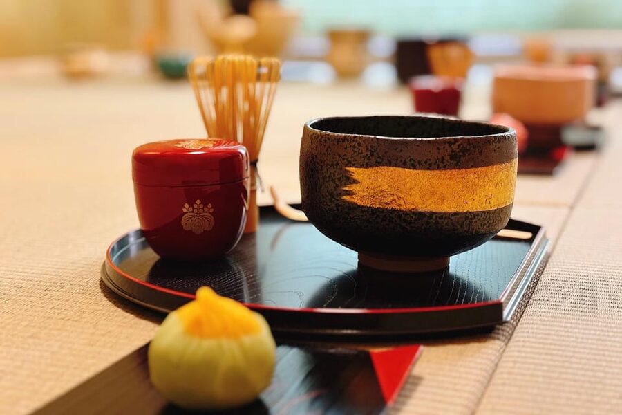 Osaka: Private Tea Ceremony Experience - Etiquette and tea tools: what you learn from the guided setup
