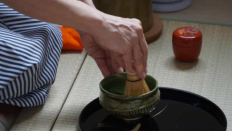 Osaka: Tea Ceremony and Matcha Tea Bowl Making Workshop - Finding your way to Teradacho and Ceramics Tocoton