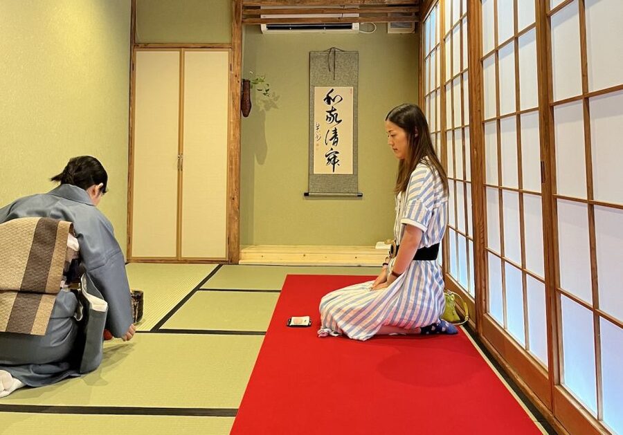 Osaka: Tea Ceremony Experience - Where to meet: finding the second-floor room near Dotonbori