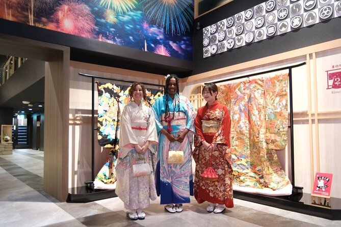 Premium Kimono Dressing, Tea Ceremony, Calligraphy, Samurai show - Key highlights to know before you go