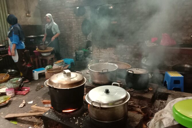 Private Half-Day Tea Village Discovery with lunch in Yogyakarta - Green Tea vs White Tea: How the Differences Get Explained
