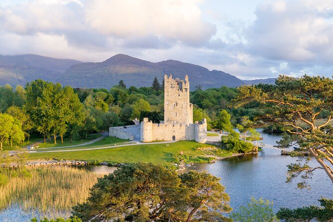 Private Jaunting Tour and Afternoon Tea in Killarney - Private jaunting car and tea: the “low effort, high wow” formula