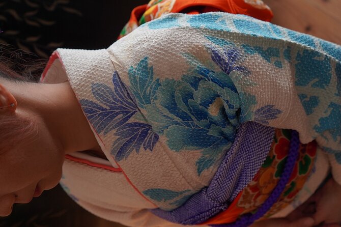Private Kimono and tea ceremony at local home near Tokyo Disney - Timing for 2.5 to 3.5 hours: how group size changes your experience