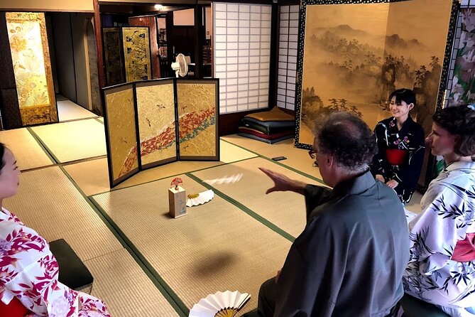 Private Tea Ceremony and Sake Tasting in Kyoto Samurai House - Matcha 101: Making Tea With a Bamboo Whisk