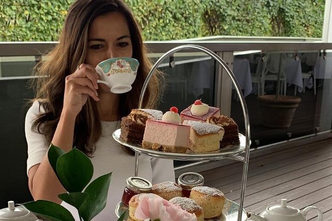 Private Tour: Royal High Tea At Kensington Palace Gardens - Getting there: Queensway start and the 2-hour rhythm