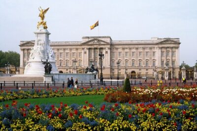 Royal London Tour with Afternoon Tea at The Rubens at the Palace - Westminster Abbey and the Parliament core: the symbols you came for