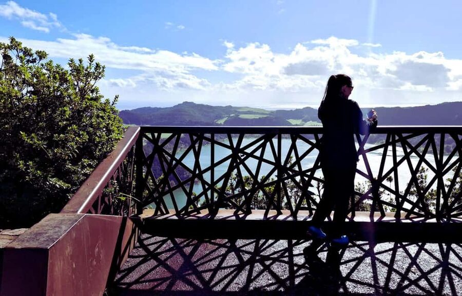São Miguel: 2-Day Island Tour, Tea & Pineapple Plantation - Day 1 on the West: pineapple first, then Sete Cidades from above