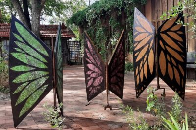 Seftel Gallery Art Experience - Meet the Artist near Santa Fe - Mineral-based paintings: why turquoise, mica, and copper oxide matter
