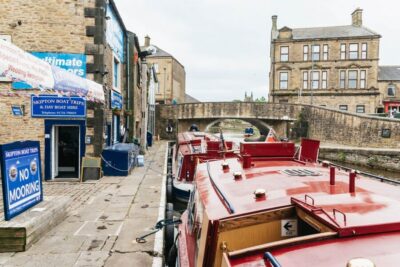 Skipton: 2-Hour Afternoon Tea Cruise - The Boat Ride: What You’ll See on the Leeds and Liverpool Canal