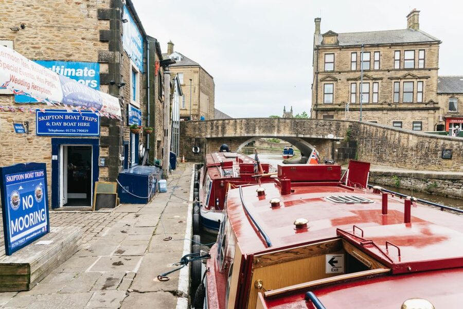 Skipton: 2-Hour Afternoon Tea Cruise - The Boat Ride: What You’ll See on the Leeds and Liverpool Canal