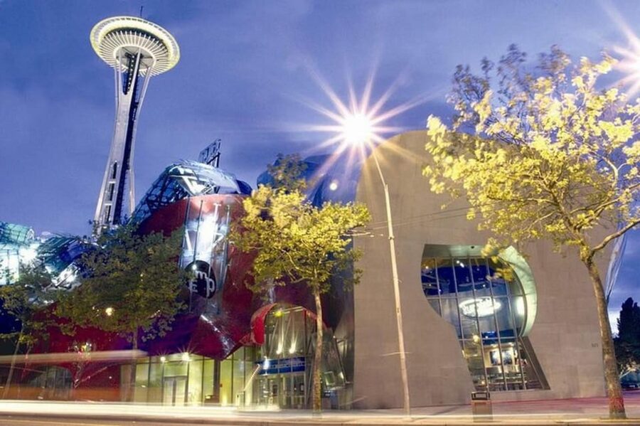 Small Group Seattle Day Tour with Major Attractions,Tea&Deli - Quick Takeaways