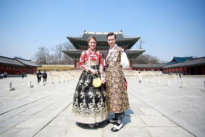 Small Group Seoul Highlight Tour opt. Hanbok & Tea Ceremony - Jogyesa Temple and Gwanghwamun Square: Religion and Royal Power in One Stretch