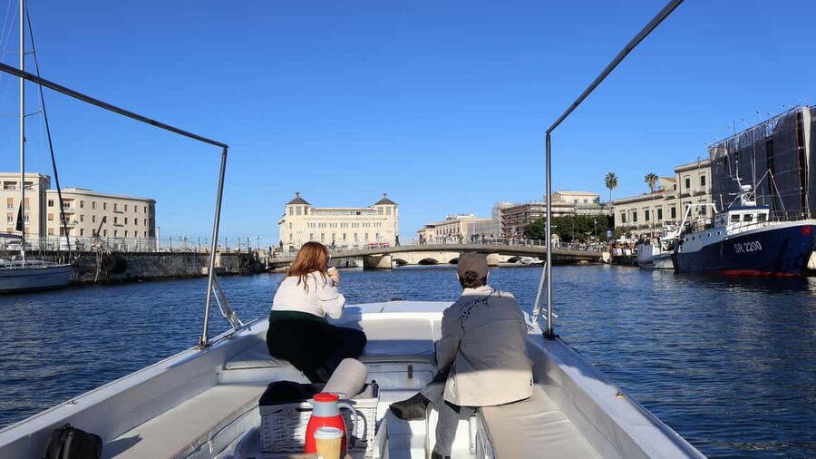 Syracuse:Ortigia, Sea Caves Winter Boat Tour + Tea & Blanket - The Skipper Factor: Sea Lore, Myths, and Photo Help That Actually Matters
