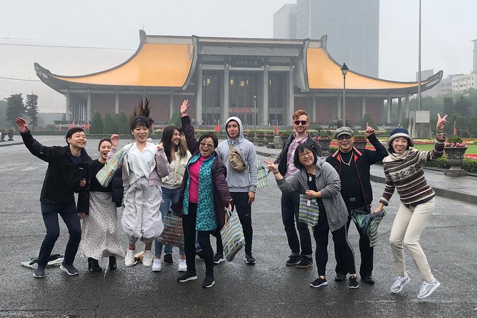 Taiwan Traditional Delicacies Experience, Xiao Long Bao, Chicken vermicelli with mushroom and sesame oil, Tofu strips salad, Bubble milk tea. - Your menu: xiao long bao, vermicelli, tofu salad, and bubble milk tea