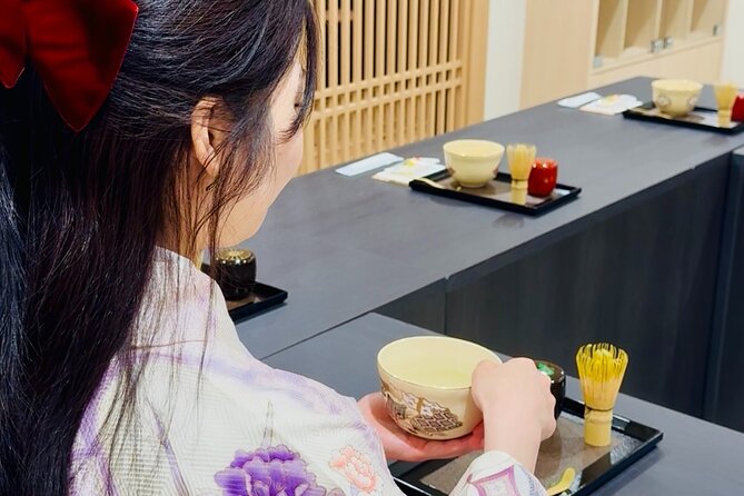 Tea and Calligraphy Session at a Table in Osaka - Shinsaibashi’s Tea-Plus-Calligraphy Setup: less intimidating than you think