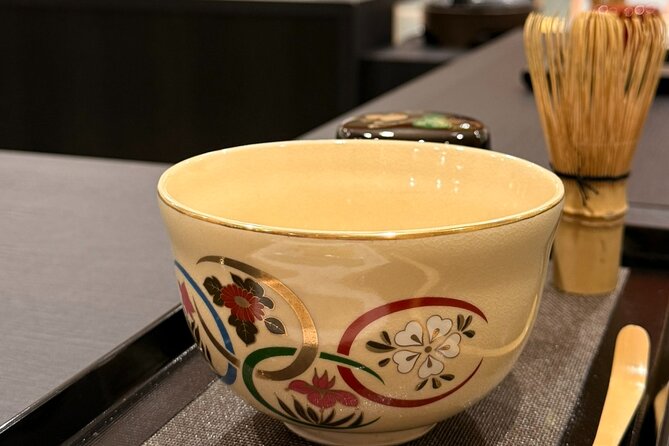 Tea and Calligraphy Session at a Table in Osaka - Calligraphy Lesson: make characters, learn what they mean, take it home