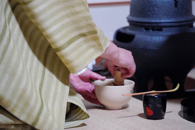 Tea ceremony by the tea master in Kyoto SHIUN AN - Why SHIUN AN’s tea ceremony feels more like Zen practice than a performance