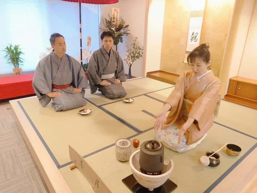 Tea ceremony experience in Japanese-style room 60min - Making Your Own Matcha: Where the Real Skill Lives