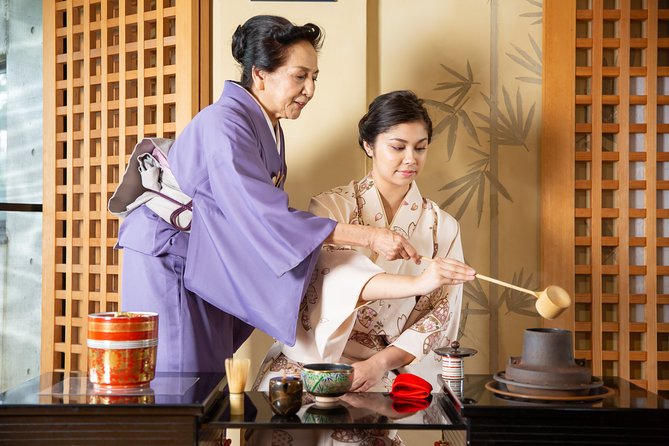 Tea ceremony experience with simple kimono in Okinawa - Onna-son’s Sasagirian (笹桐庵): a real tea-room setting