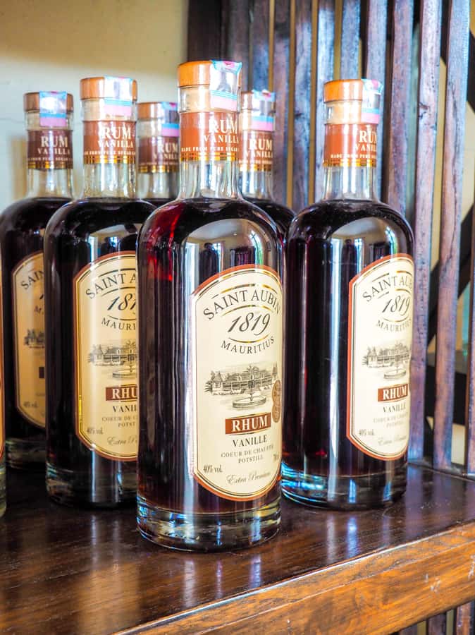 Tea, Rum & Vanilla Route - A 7-hour tea, rum, and vanilla route with real production stops