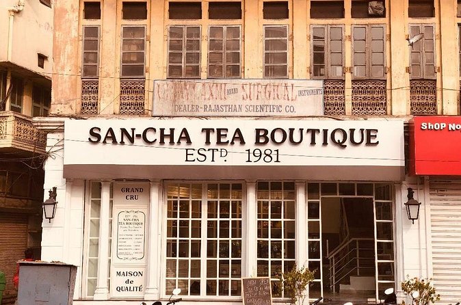 Tea Tasting Session at India's oldest tea boutique : Sancha Tea Boutique - Seasonal Darjeeling: The Lesson You’ll Keep Using